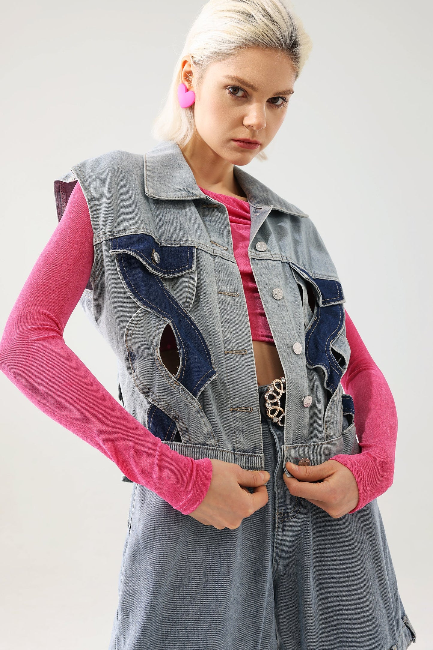 Gilet in denim con ritaglio Tihila