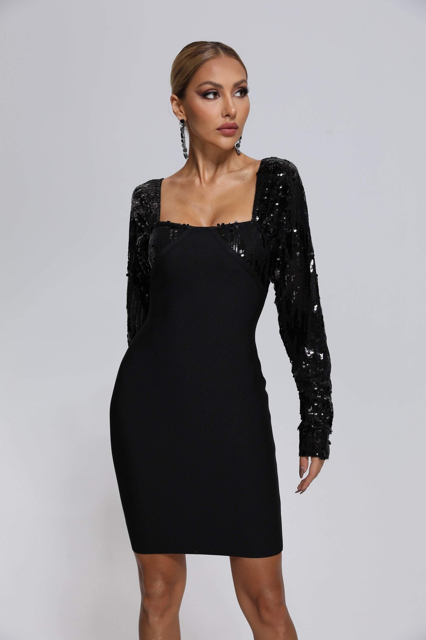 Mini abito a fascia con paillettes verde oliva