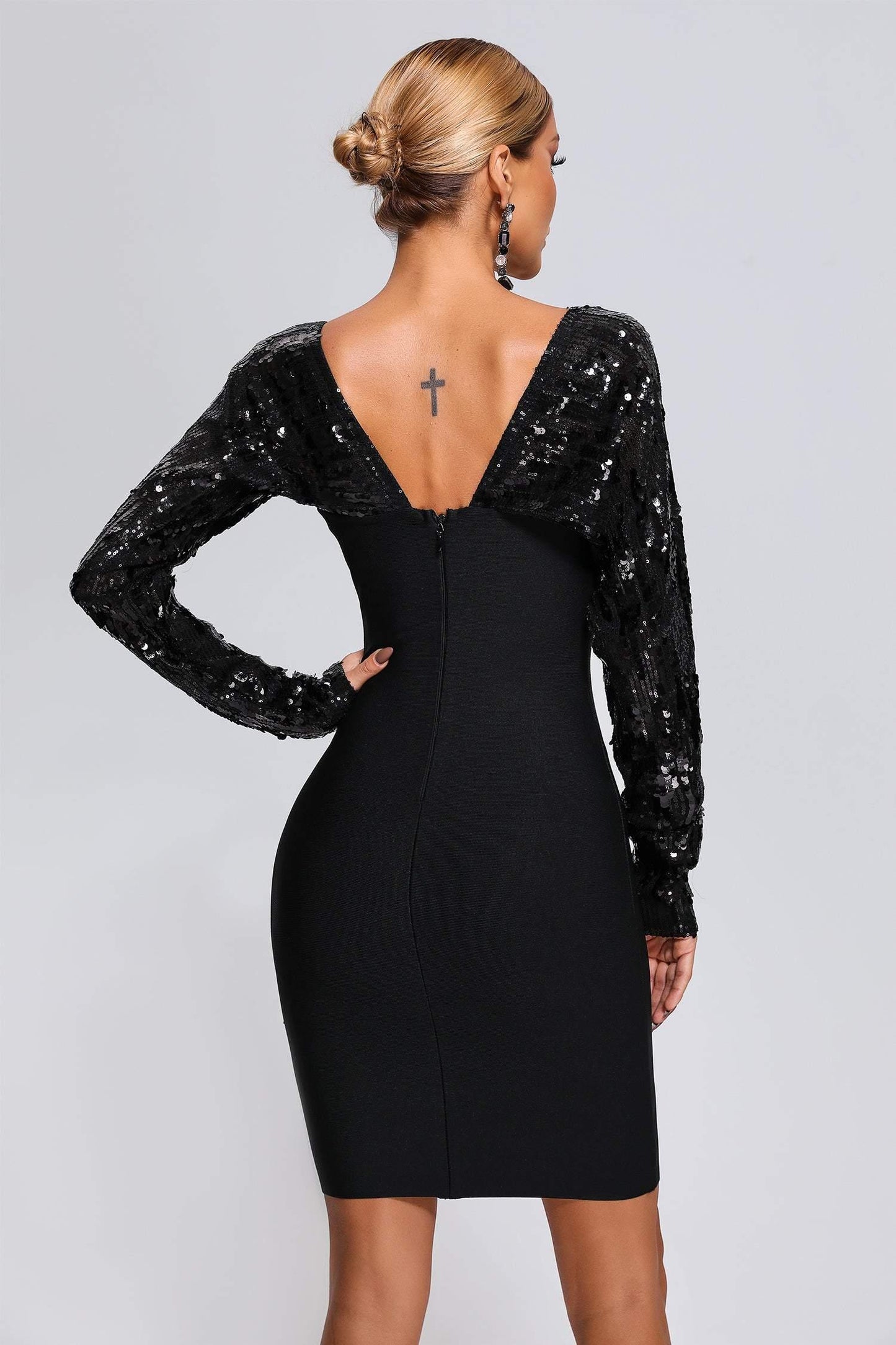 Mini abito a fascia con paillettes verde oliva