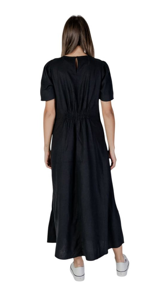 B.Young Black Linen Long