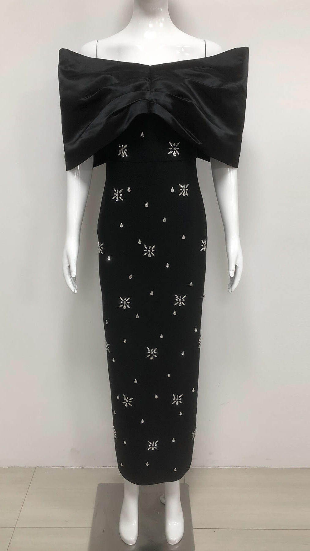 One-Shoulder Hot Diamond Bandage Dress