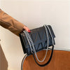 Załaduj i odtwórz wideo w przeglądarce galerii, Chic Leather Square Crossbody Bag