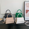 Caricare e riprodurre i video nel visualizzatore della galleria, Chic Crocodile Monochrome Bag.
